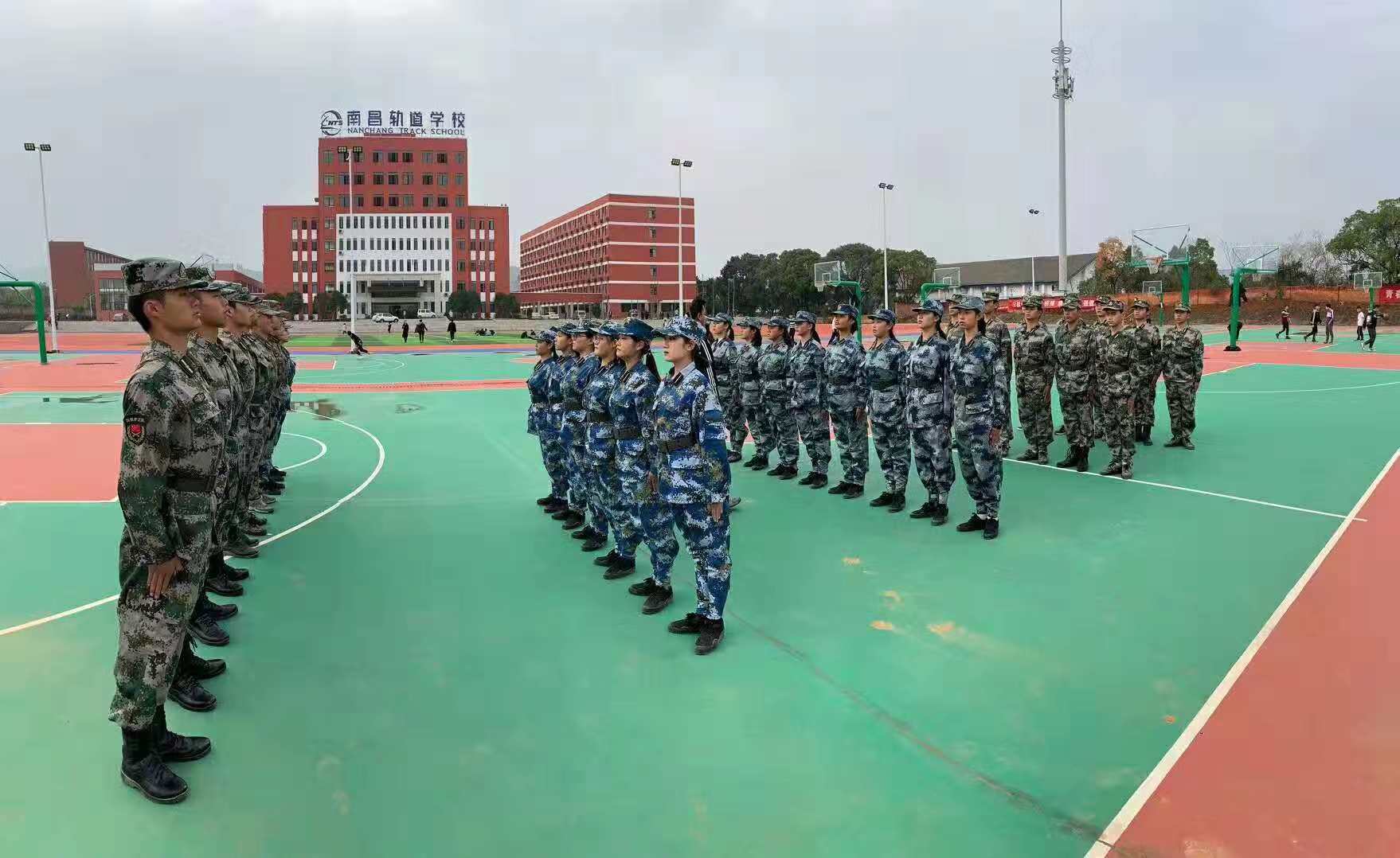 南昌向遠軌道技術學校國旗護衛(wèi)隊