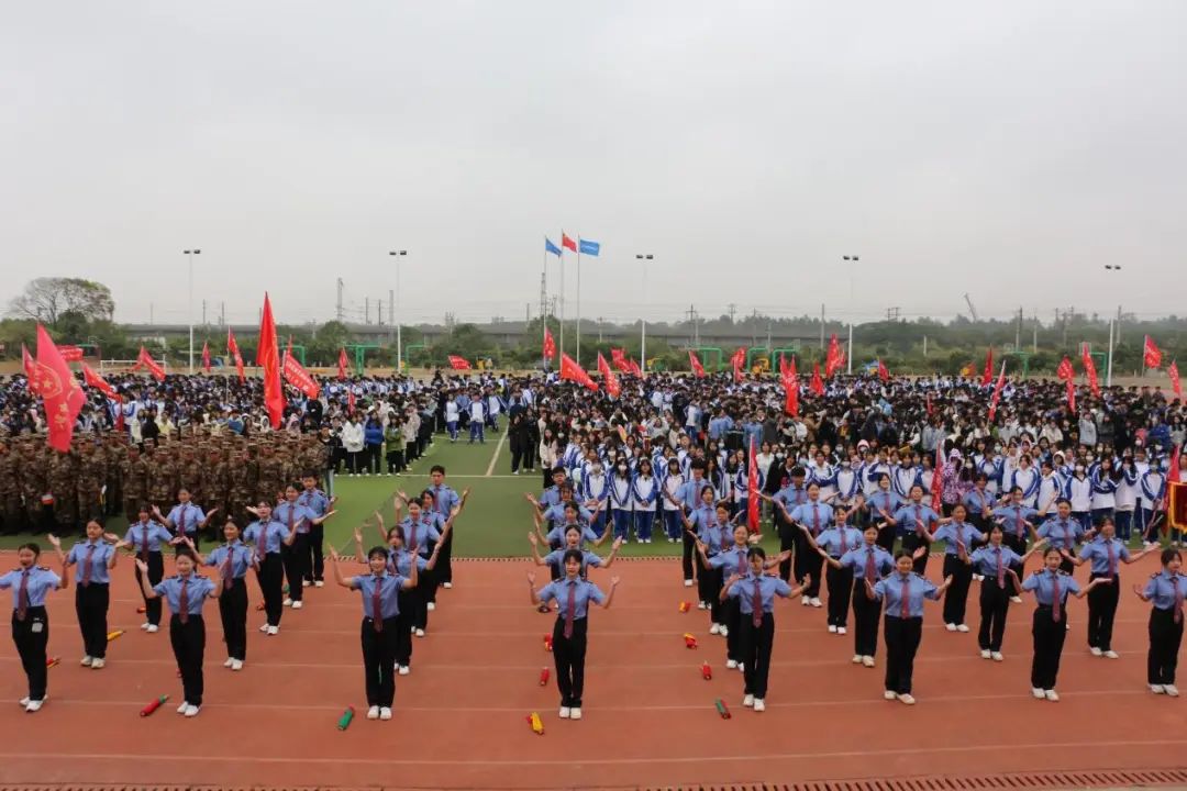 南昌向遠(yuǎn)軌道技術(shù)學(xué)校第十五屆運動會圓滿閉幕