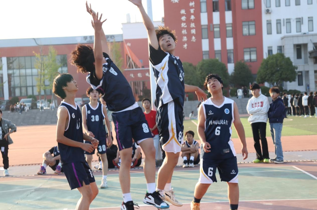 南昌向遠軌道技術學校2024級“新生杯”籃球賽圓滿落幕