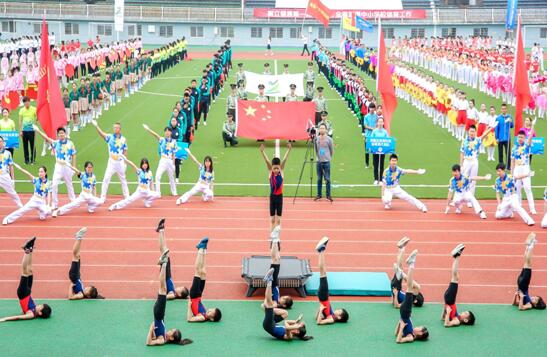 南昌向遠(yuǎn)軌道技術(shù)學(xué)校師生代表隊參加2019年南昌市第七屆校園體育節(jié)