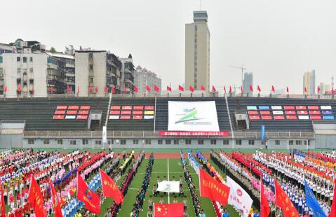 南昌向遠(yuǎn)軌道技術(shù)學(xué)校師生代表隊參加2019年南昌市第七屆校園體育節(jié)